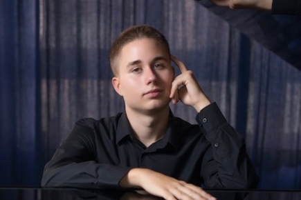 Vladimir Aćimović, Klavier